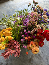 Load image into Gallery viewer, Bulk Blooms Bucket