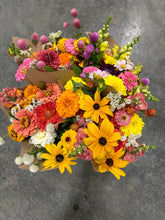 Load image into Gallery viewer, September Flower Subscription