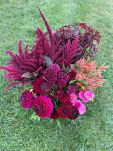 Load image into Gallery viewer, Bulk Blooms Bucket