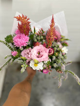 Load image into Gallery viewer, July Flower Subscription