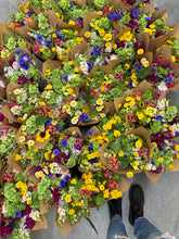 Load image into Gallery viewer, Full Season Flower Subscription