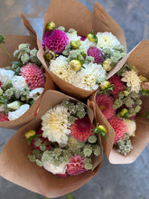 Load image into Gallery viewer, Dahlia CSA Subscription