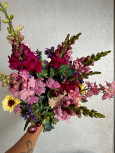 Load image into Gallery viewer, 2024 Mid-Summer Flower CSA
