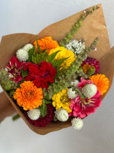 Load image into Gallery viewer, 2024 Late-Summer Flower CSA
