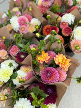 Load image into Gallery viewer, Dahlia CSA Subscription
