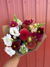 Load image into Gallery viewer, September Flower Subscription
