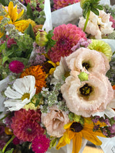 Load image into Gallery viewer, August Flower Subscription
