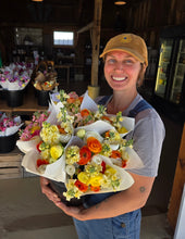 Load image into Gallery viewer, May Flower Subscription
